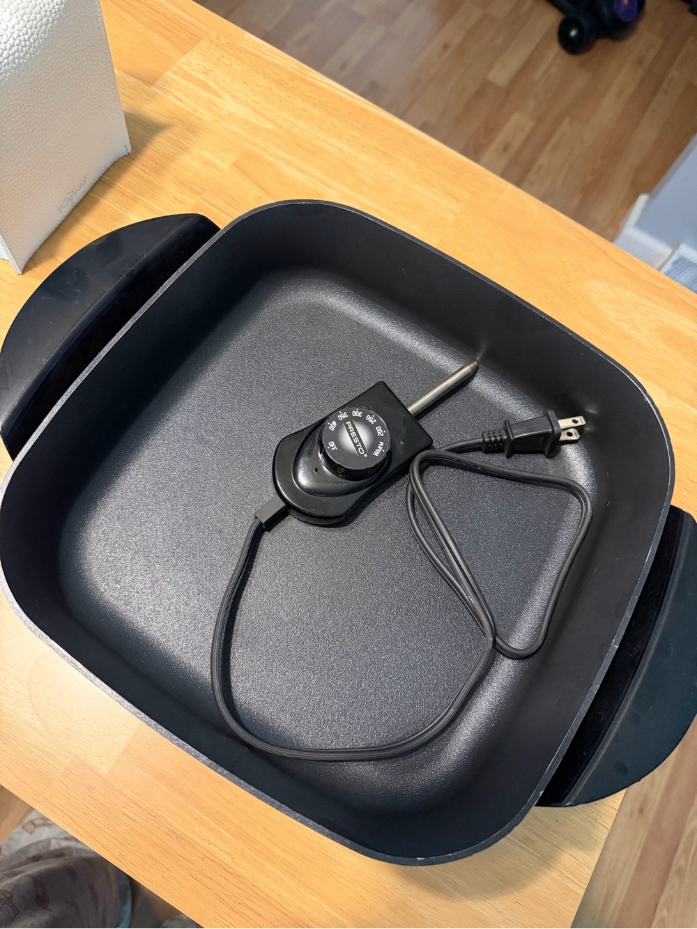 Presto Electric Square Skillet with Temperature Control - Black